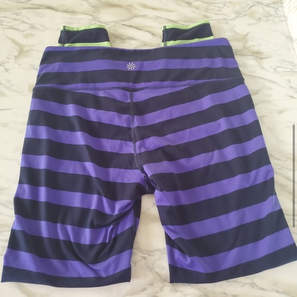 SOLD Athleta High Rise Bold Stripe Chaturanga - Picture 6 of 8